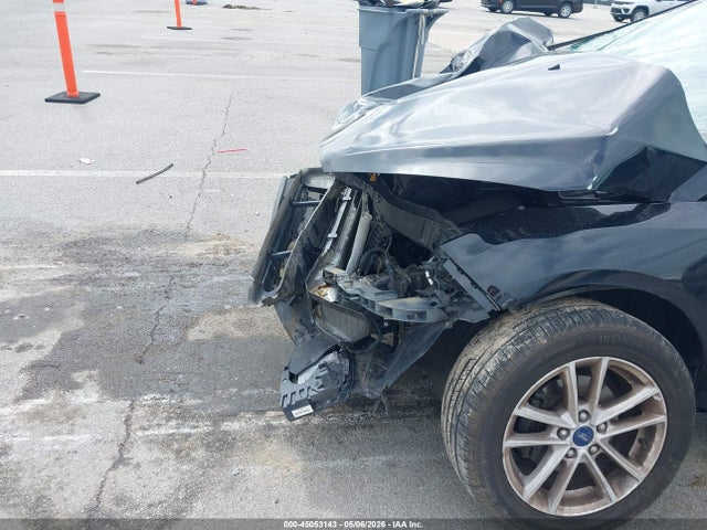 Ford FOCUS SE 2018 1FADP3F24JL327515 Image 6