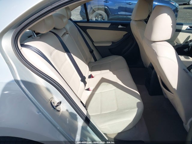 45053144 :رقم المزاد ، 3VWDZ7AJ6BM392888 vin ، 2011 Volkswagen Jetta 2.5l Se مزاد بيع