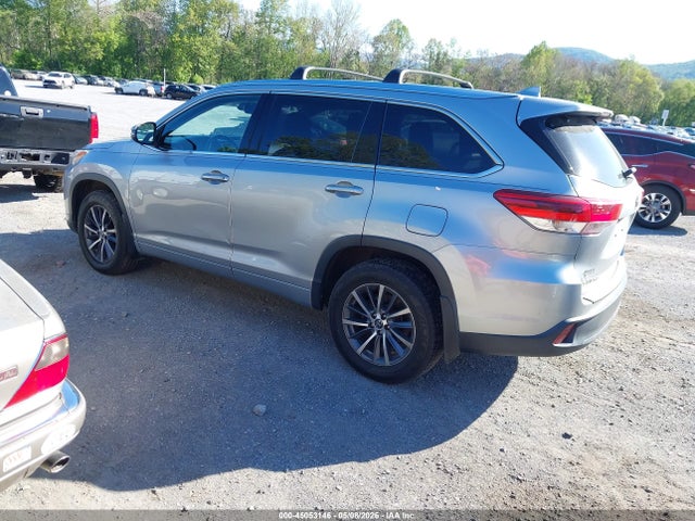 Aukcja sprzedaży 2018 Toyota Highlander Xle, vin: 5TDJZRFH2JS888518, numer aukcji: 45053146