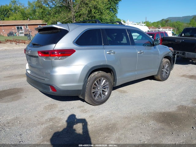 Aukcja sprzedaży 2018 Toyota Highlander Xle, vin: 5TDJZRFH2JS888518, numer aukcji: 45053146