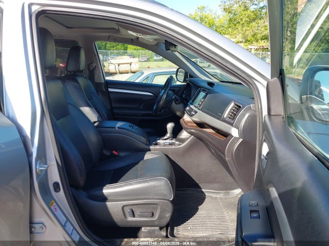 Aukcja sprzedaży 2018 Toyota Highlander Xle, vin: 5TDJZRFH2JS888518, numer aukcji: 45053146