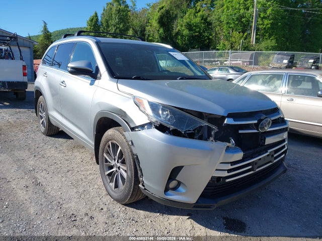 Aukcja sprzedaży 2018 Toyota Highlander Xle, vin: 5TDJZRFH2JS888518, numer aukcji: 45053146