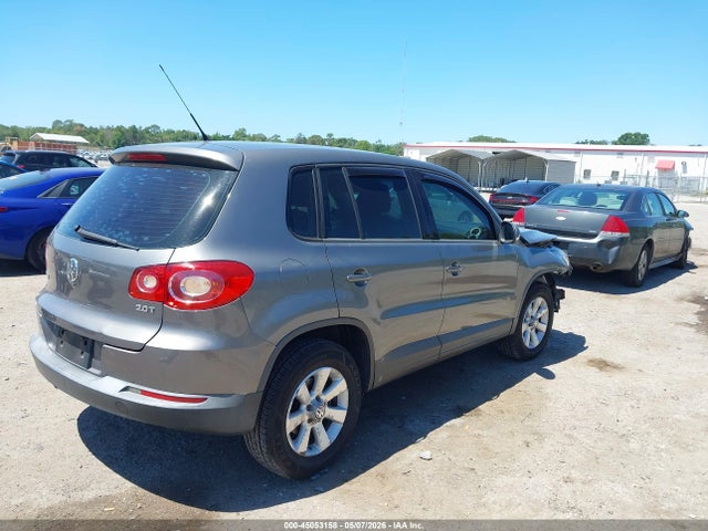 45053158 :رقم المزاد ، WVGAV7AX1AW528750 vin ، 2010 Volkswagen Tiguan S مزاد بيع