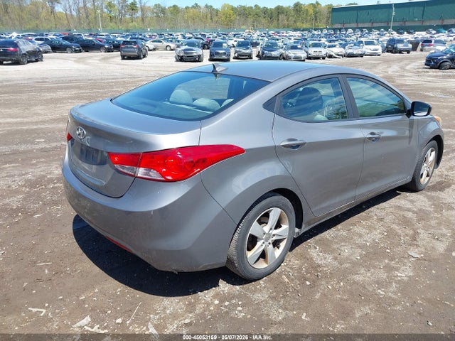 2013 Hyundai Elantra Gls მანქანა იყიდება აუქციონზე, vin: 5NPDH4AE4DH334388, აუქციონის ნომერი: 45053159