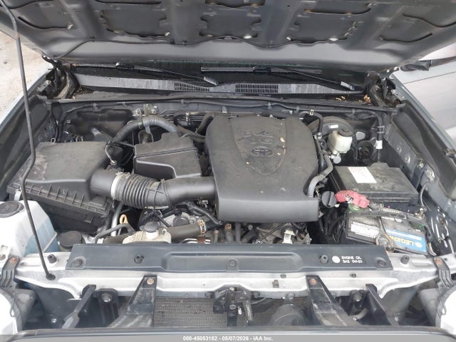 2017 Toyota Tacoma Sr5 V6 მანქანა იყიდება აუქციონზე, vin: 5TFSZ5ANXHX055760, აუქციონის ნომერი: 45053182