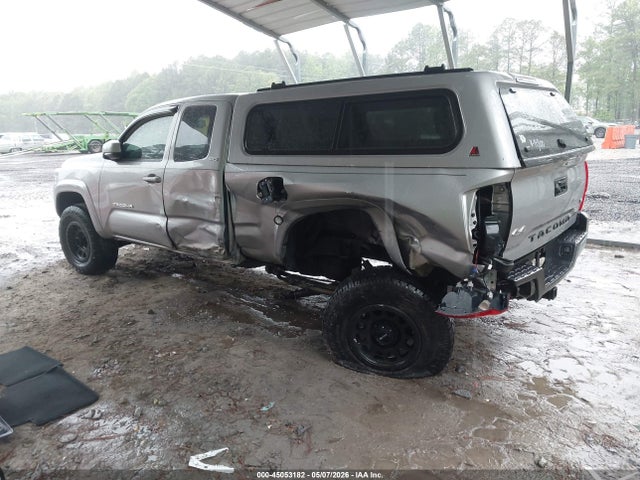 2017 Toyota Tacoma Sr5 V6 მანქანა იყიდება აუქციონზე, vin: 5TFSZ5ANXHX055760, აუქციონის ნომერი: 45053182