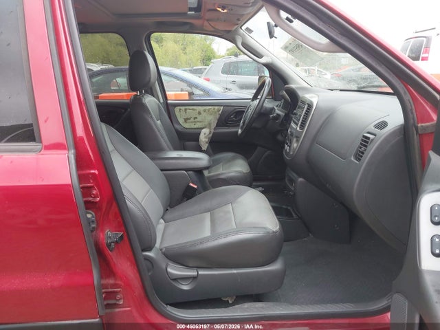 Продажа на аукционе авто 2004 Ford Escape Xlt, vin: 1FMYU93184DA07949, номер лота: 45053197