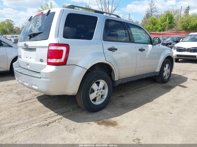 2010 Ford Escape Xlt მანქანა იყიდება აუქციონზე, vin: 1FMCU9D72AKC28967, აუქციონის ნომერი: 45053216