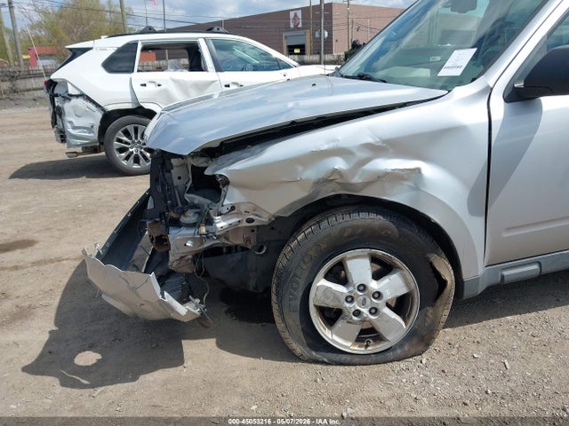 2010 Ford Escape Xlt მანქანა იყიდება აუქციონზე, vin: 1FMCU9D72AKC28967, აუქციონის ნომერი: 45053216