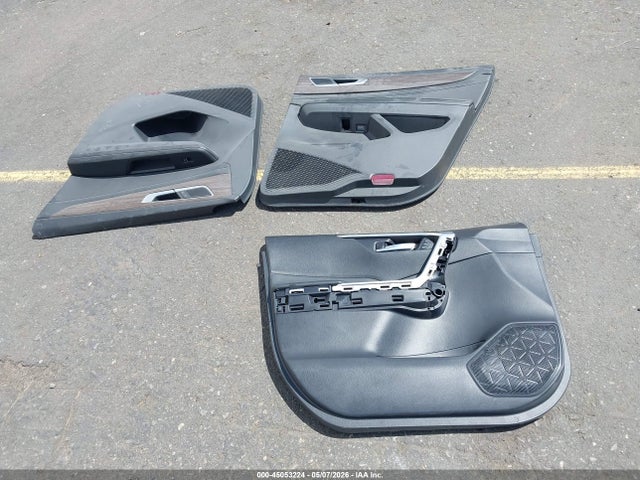 2025 Toyota Rav4 Xle Premium მანქანა იყიდება აუქციონზე, vin: 2T3A1RFV2SW595473, აუქციონის ნომერი: 45053224