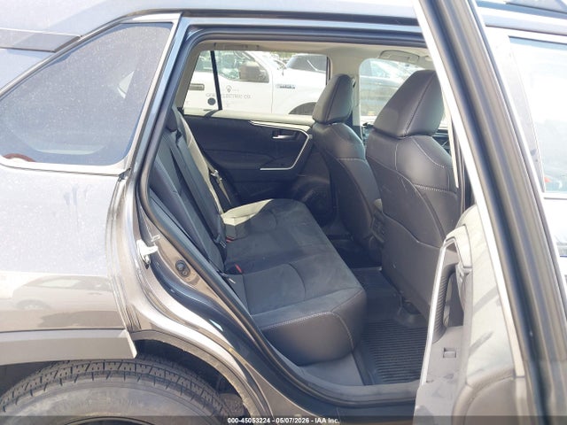 2025 Toyota Rav4 Xle Premium მანქანა იყიდება აუქციონზე, vin: 2T3A1RFV2SW595473, აუქციონის ნომერი: 45053224