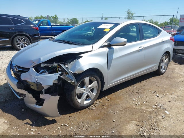 2013 Hyundai Elantra Gls მანქანა იყიდება აუქციონზე, vin: 5NPDH4AE6DH253425, აუქციონის ნომერი: 45053277