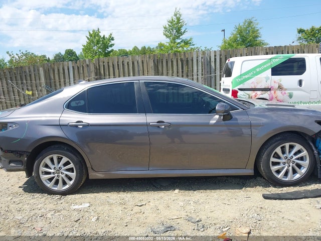 2023 Toyota Camry Le მანქანა იყიდება აუქციონზე, vin: 4T1C11AK4PU748121, აუქციონის ნომერი: 45053332