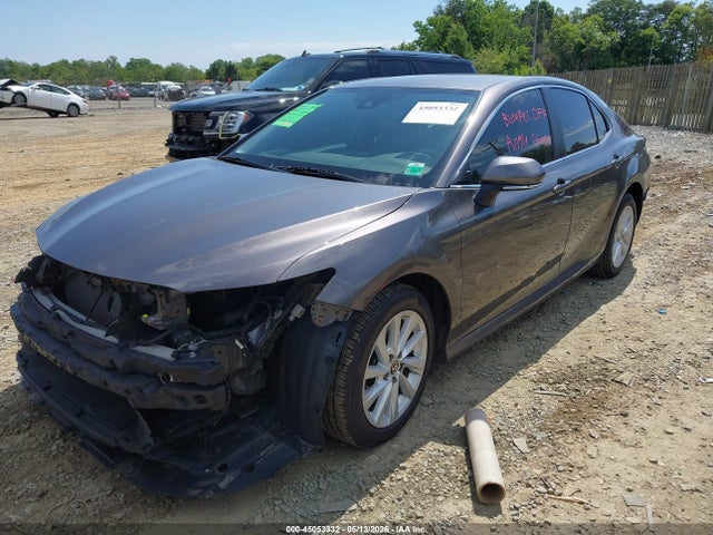 2023 Toyota Camry Le მანქანა იყიდება აუქციონზე, vin: 4T1C11AK4PU748121, აუქციონის ნომერი: 45053332