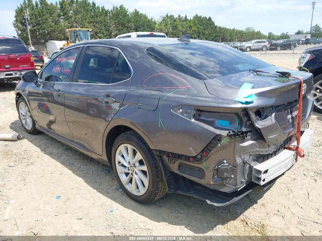 2023 Toyota Camry Le მანქანა იყიდება აუქციონზე, vin: 4T1C11AK4PU748121, აუქციონის ნომერი: 45053332