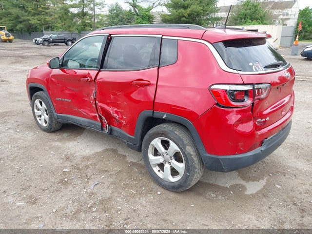 45053334 :رقم المزاد ، 3C4NJDBB5JT199401 vin ، 2018 Jeep Compass Latitude 4x4 مزاد بيع