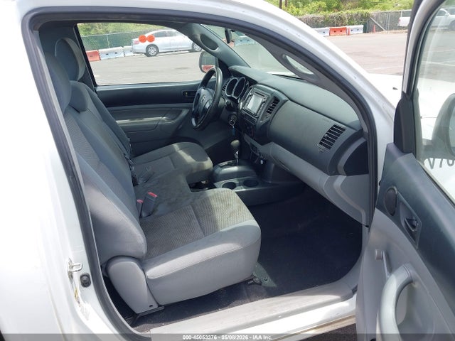 5TFNX4CN8EX033231 Toyota Tacoma