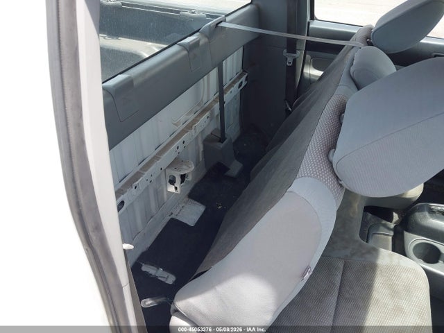 5TFNX4CN8EX033231 Toyota Tacoma