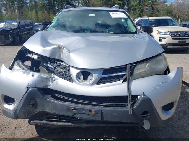 JTMBFREV2FD109934 Toyota RAV4 LE