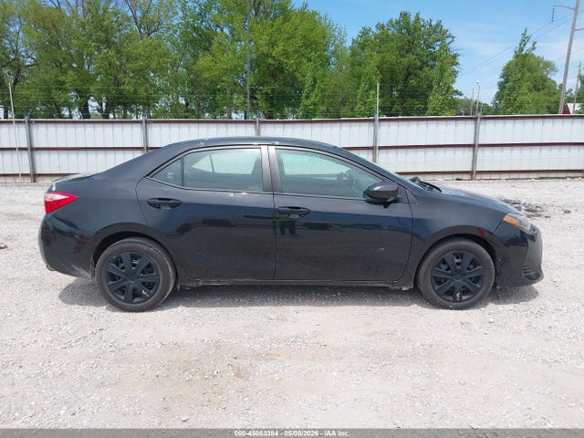 45053384 :رقم المزاد ، 2T1BURHE8JC066711 vin ، 2018 Toyota Corolla Le مزاد بيع