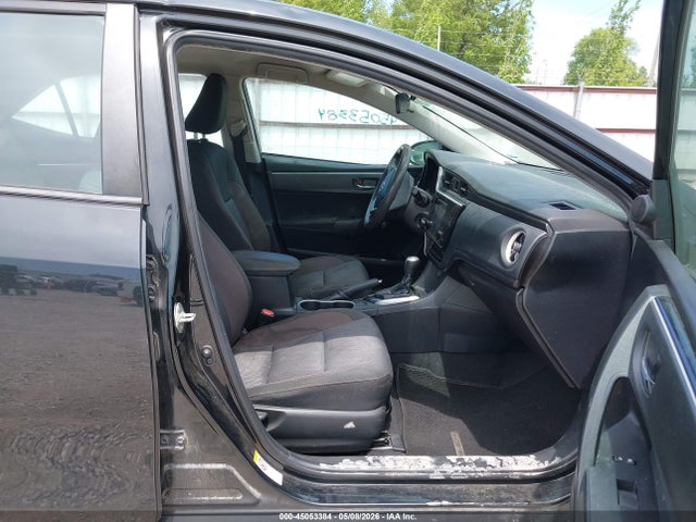 45053384 :رقم المزاد ، 2T1BURHE8JC066711 vin ، 2018 Toyota Corolla Le مزاد بيع