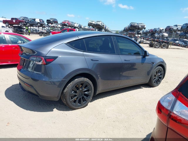 Продаж на аукціоні авто 2023 Tesla Model Y Awd/long Range Dual Motor All-wheel Drive, vin: 7SAYGDEE0PF637382, номер лоту: 45053397