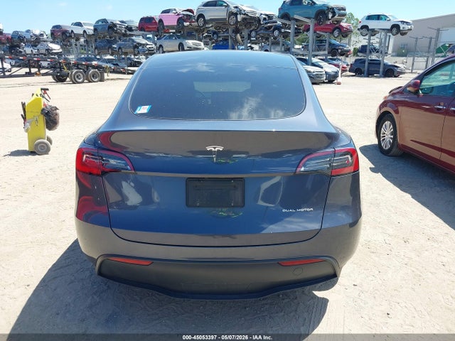 Продаж на аукціоні авто 2023 Tesla Model Y Awd/long Range Dual Motor All-wheel Drive, vin: 7SAYGDEE0PF637382, номер лоту: 45053397