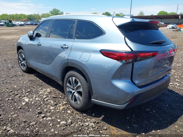 Auction sale of the 2023 Toyota Highlander Xle, vin: 5TDKDRAHXPS029681, lot number: 45053399