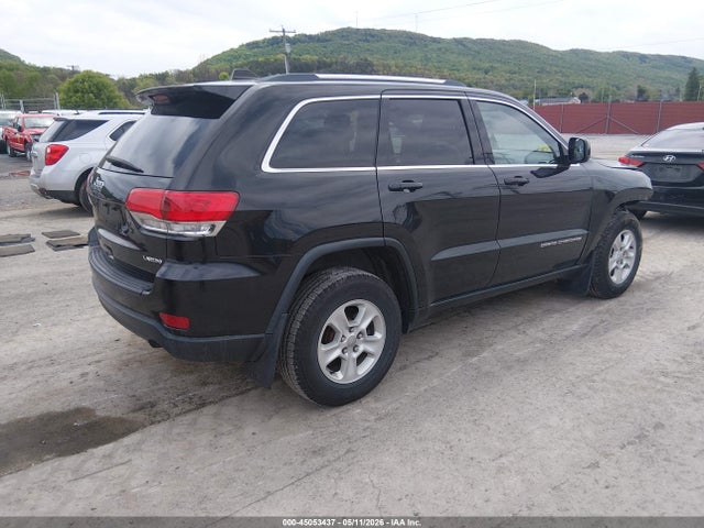 45053437 :رقم المزاد ، 1C4RJFAGXFC704510 vin ، 2015 Jeep Grand Cherokee Laredo مزاد بيع