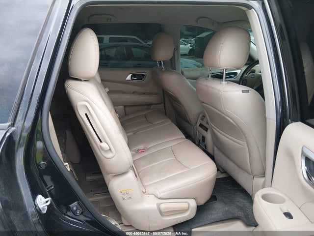 45053447 :رقم المزاد ، 5N1AR2MN4FC670648 vin ، 2015 Nissan Pathfinder Sl مزاد بيع