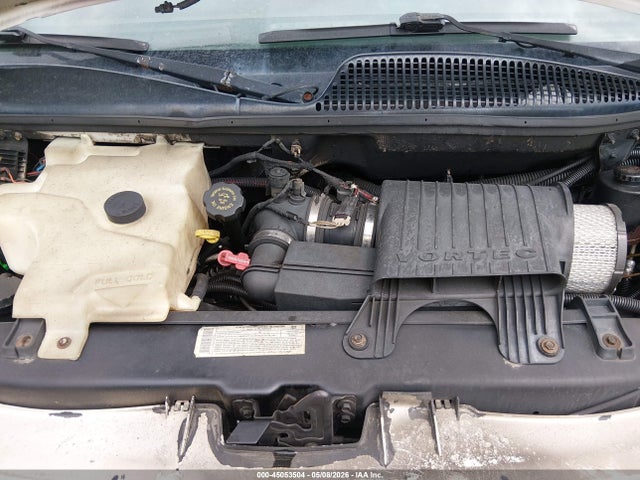 45053504 :رقم المزاد ، 1GJHG39RX21213755 vin ، 2002 Gmc Savana Standard مزاد بيع