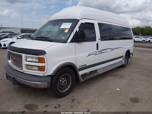 45053504 :رقم المزاد ، 1GJHG39RX21213755 vin ، 2002 Gmc Savana Standard مزاد بيع