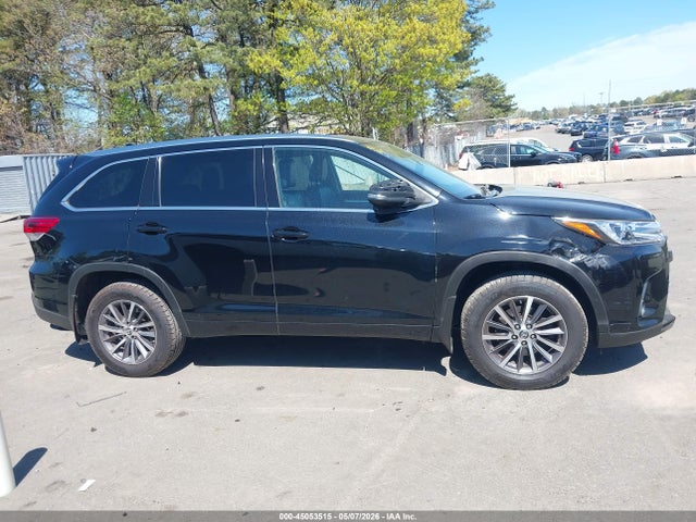 Продаж на аукціоні авто 2017 Toyota Highlander Xle, vin: 5TDJZRFH6HS375024, номер лоту: 45053515