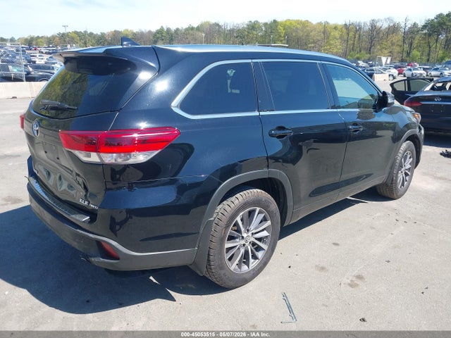 Продаж на аукціоні авто 2017 Toyota Highlander Xle, vin: 5TDJZRFH6HS375024, номер лоту: 45053515