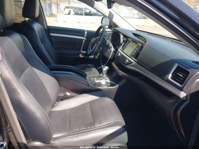 Продаж на аукціоні авто 2017 Toyota Highlander Xle, vin: 5TDJZRFH6HS375024, номер лоту: 45053515