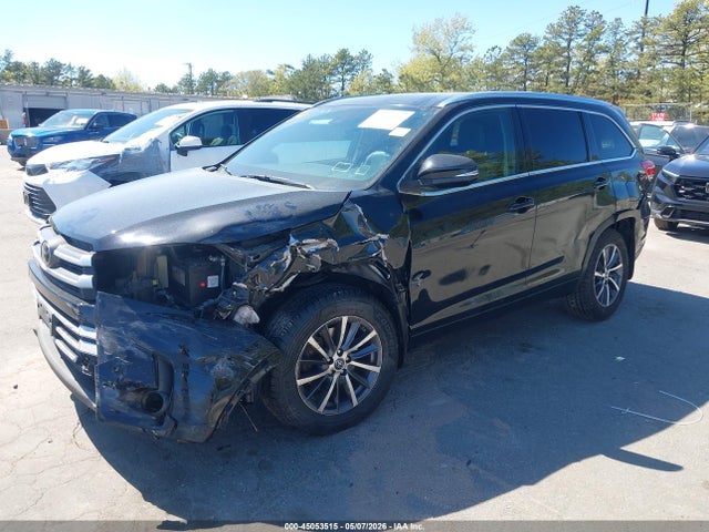 Продаж на аукціоні авто 2017 Toyota Highlander Xle, vin: 5TDJZRFH6HS375024, номер лоту: 45053515
