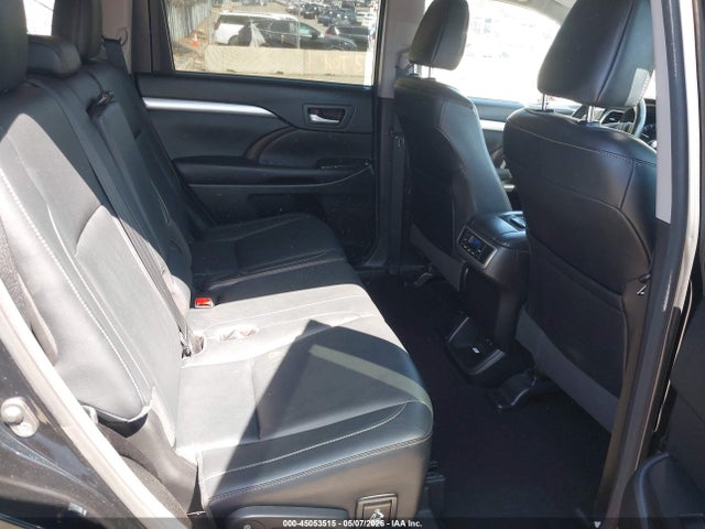 Продаж на аукціоні авто 2017 Toyota Highlander Xle, vin: 5TDJZRFH6HS375024, номер лоту: 45053515