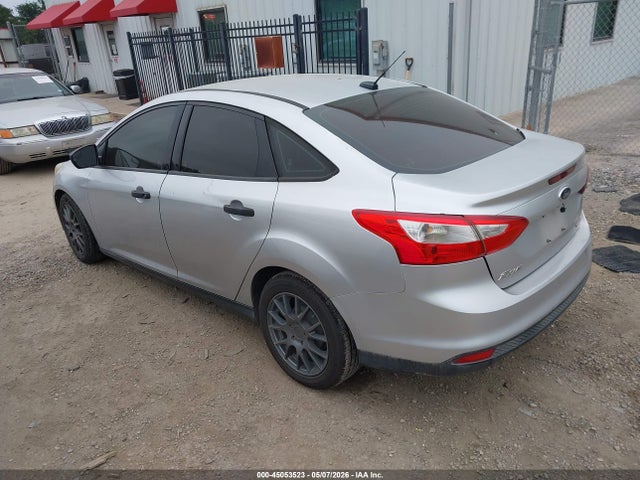 2013 Ford Focus S მანქანა იყიდება აუქციონზე, vin: 1FADP3E21DL309687, აუქციონის ნომერი: 45053523