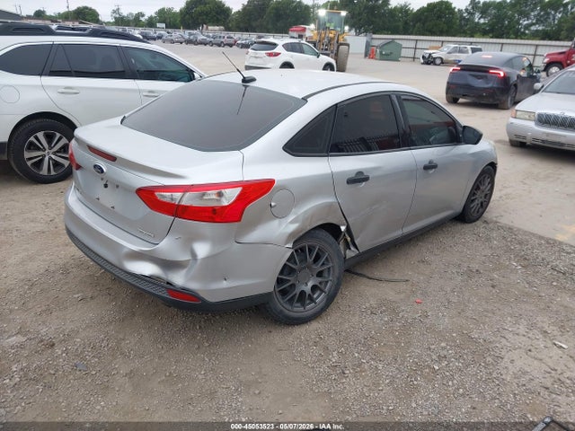 2013 Ford Focus S მანქანა იყიდება აუქციონზე, vin: 1FADP3E21DL309687, აუქციონის ნომერი: 45053523