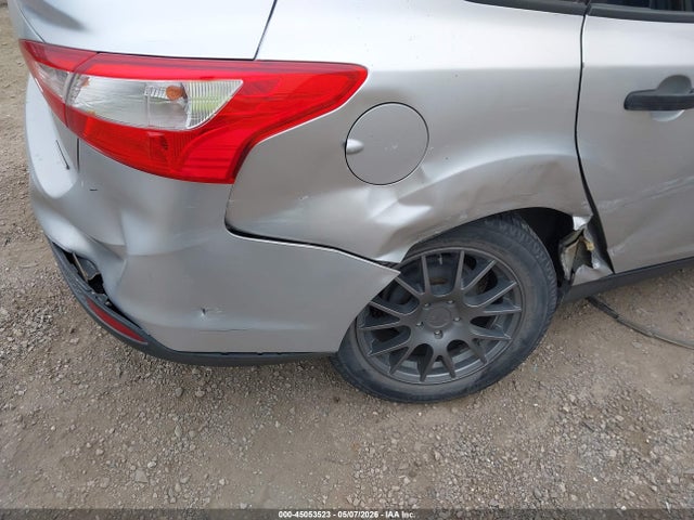 2013 Ford Focus S მანქანა იყიდება აუქციონზე, vin: 1FADP3E21DL309687, აუქციონის ნომერი: 45053523