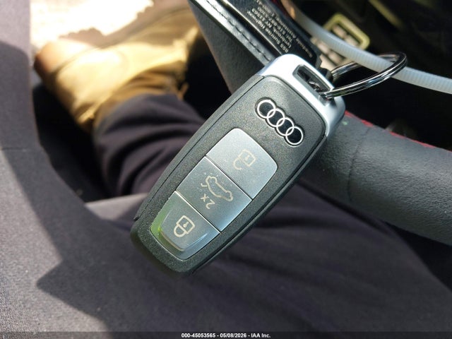 Продажа на аукционе авто 2025 Audi Rs 3 Tfsi Quattro S Tronic, vin: WUAGWDGY3SA909883, номер лота: 45053565