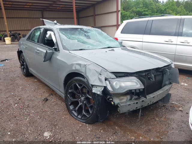 45053591 :رقم المزاد ، 2C3CCABGXKH573379 vin ، 2019 Chrysler 300 300s مزاد بيع