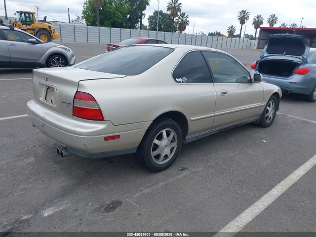 1995 Honda Accord Ex მანქანა იყიდება აუქციონზე, vin: 1HGCD7165SA018957, აუქციონის ნომერი: 45053601