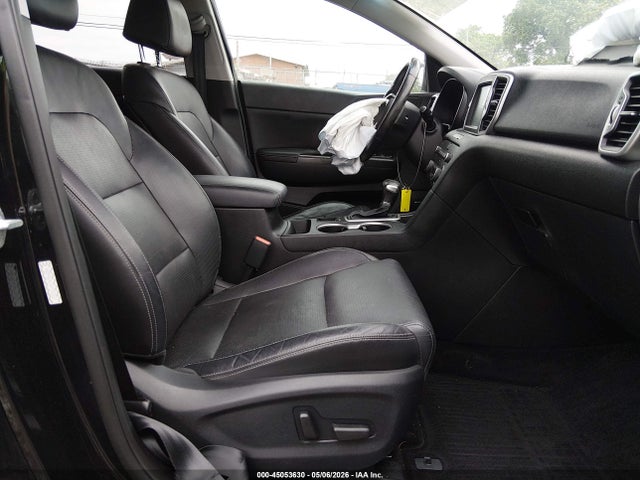 Продажа на аукционе авто 2017 Kia Sportage Ex, vin: KNDPNCAC6H7153527, номер лота: 45053630