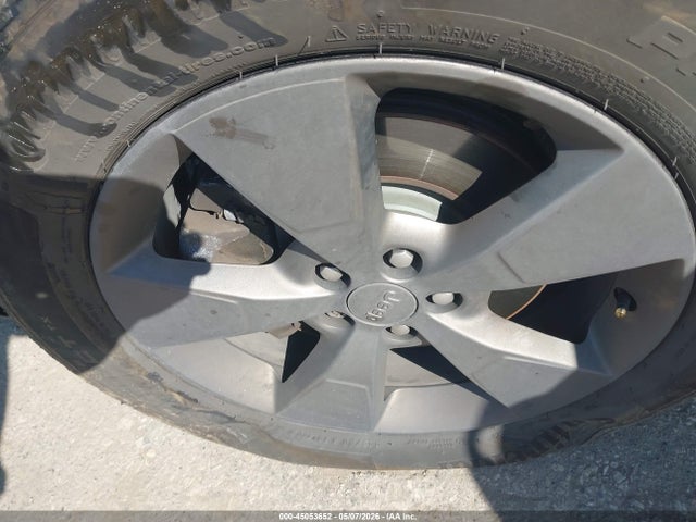 45053652 :رقم المزاد ، 1C4PJMCS4HW509131 vin ، 2017 Jeep Cherokee 75th Anniversary Edition 4x4 مزاد بيع