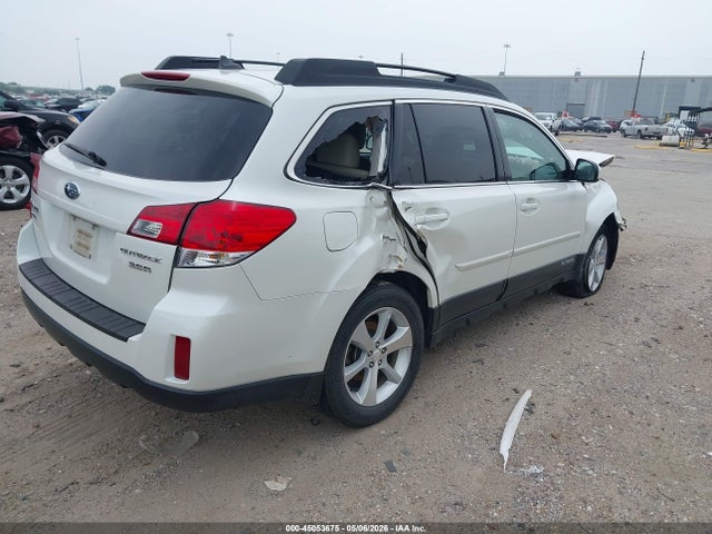 45053675 :رقم المزاد ، 4S4BRDMCXE2200577 vin ، 2014 Subaru Outback 3.6r Limited مزاد بيع