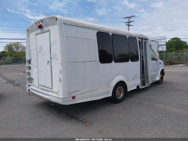 45053703 :رقم المزاد ، 1FDWE35L27DB26584 vin ، 2007 Ford E-350 Cutaway مزاد بيع