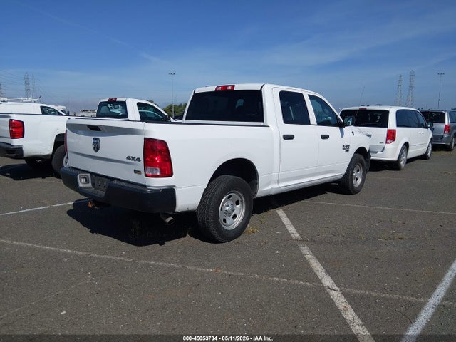 1C6RR7KG3KS510518 RAM 1500 Classic Tradesman 4x4 5&#039;7 Box