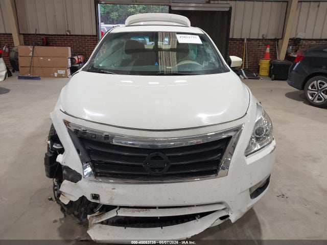 2015 Nissan Altima 2.5 Sv მანქანა იყიდება აუქციონზე, vin: 1N4AL3AP1FC252944, აუქციონის ნომერი: 45053735