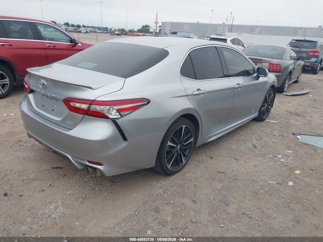 45053738 :رقم المزاد ، 4T1B61HKXJU106626 vin ، 2018 Toyota Camry Xse مزاد بيع